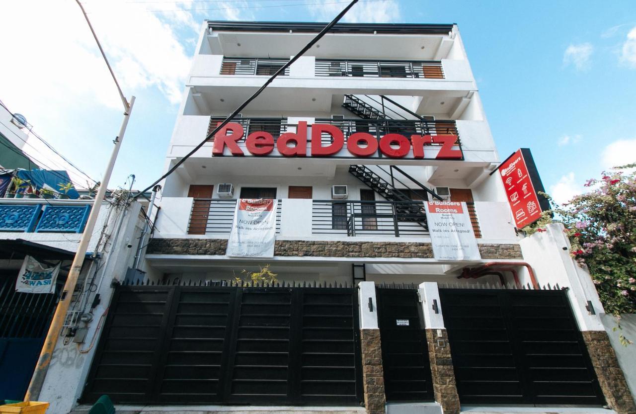 Hotel Reddoorz @ Dbuilders Bangkal Makati Manila Esterno foto