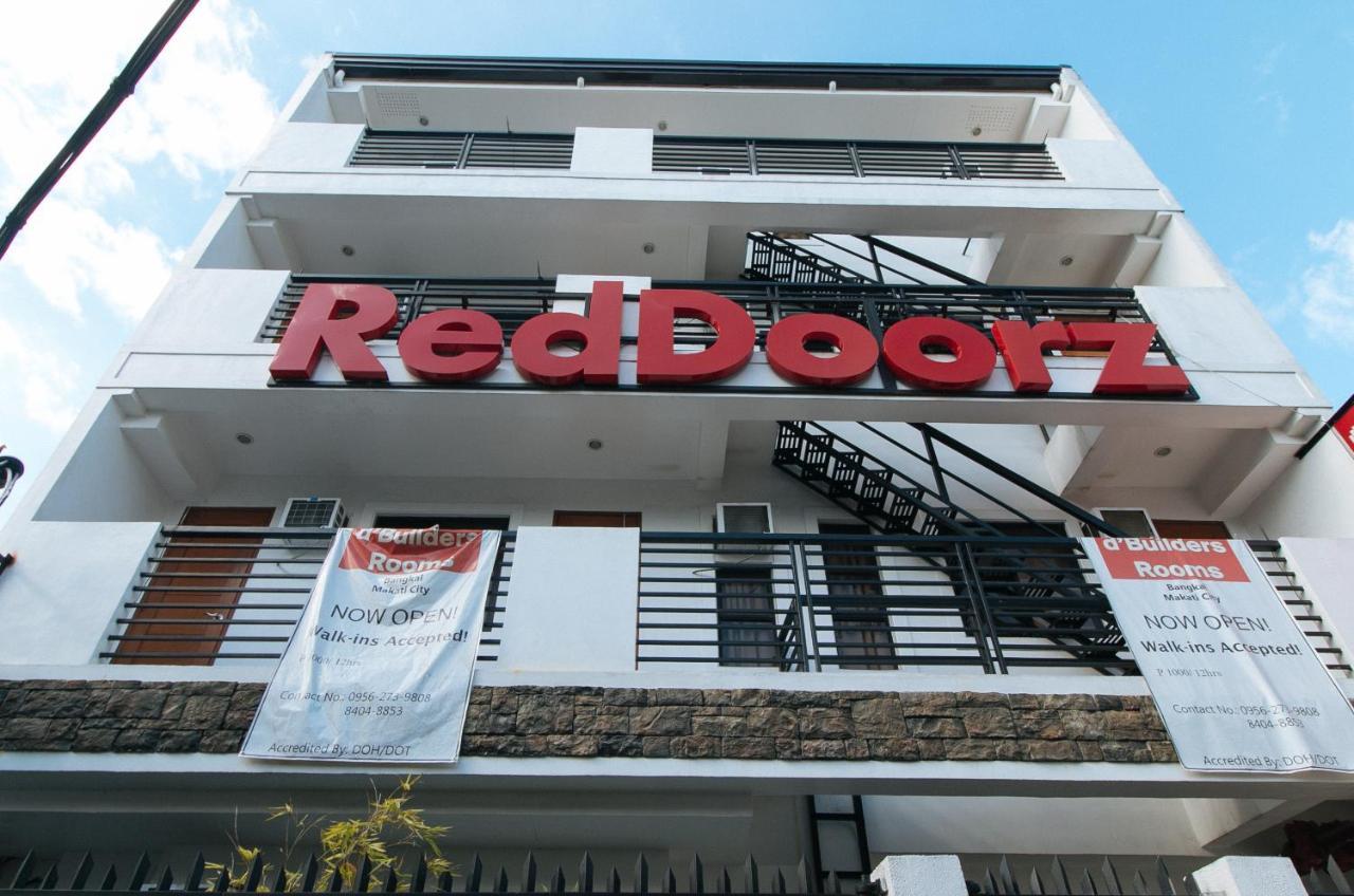 Hotel Reddoorz @ Dbuilders Bangkal Makati Manila Esterno foto